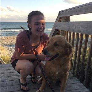 Meet your Posher, Lydia